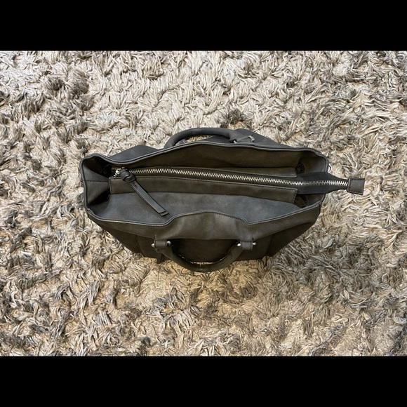 Women’s Handbag - Picture 4 of 6